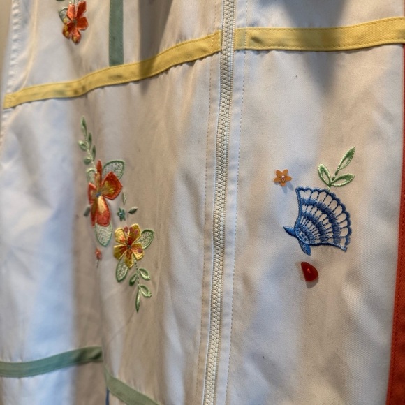 Alfred Dunner White Bomber Jacket with Colorful Embroidery - Picture 4 of 8